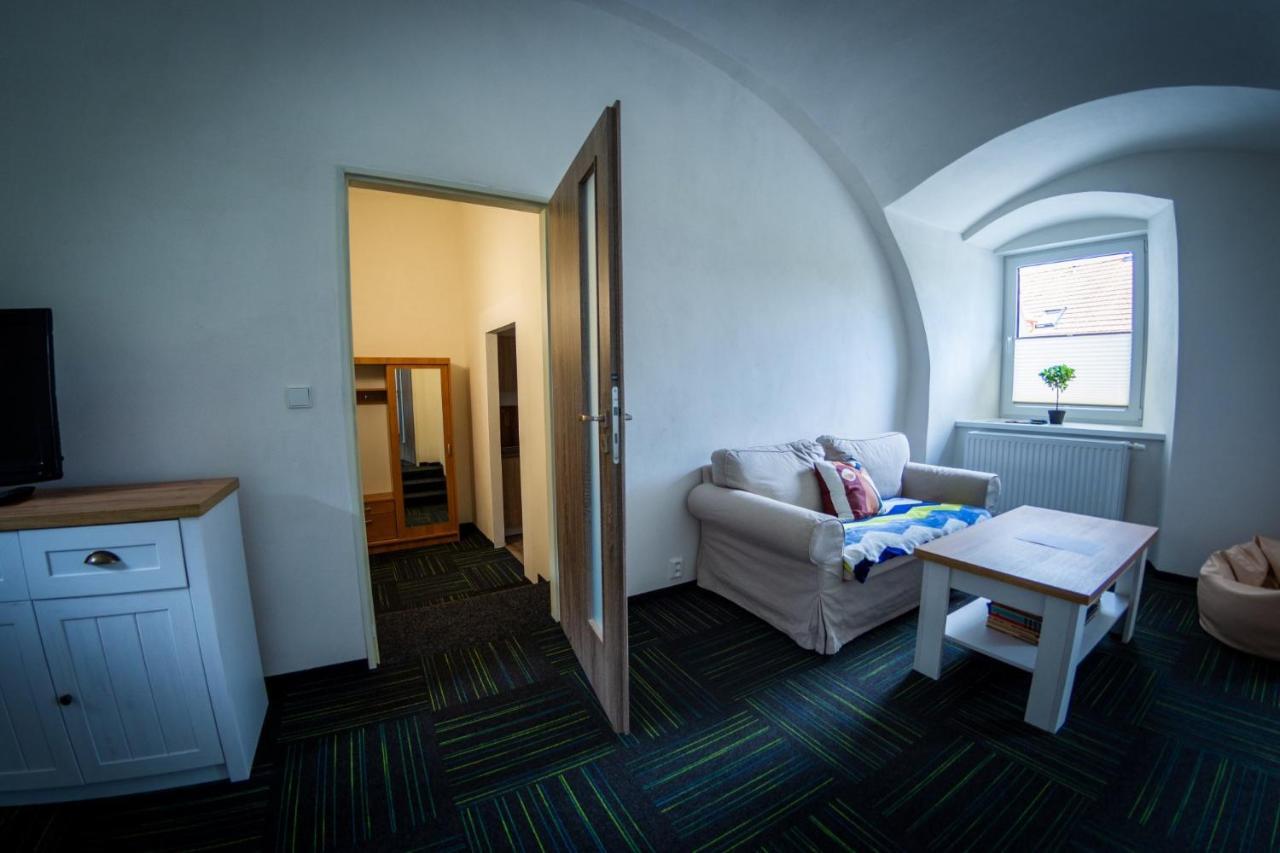 Penzion Nezarka 59 Jindřichův Hradec Exterior foto