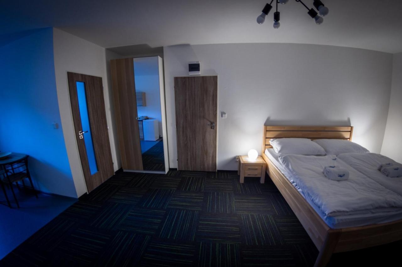 Penzion Nezarka 59 Jindřichův Hradec Exterior foto